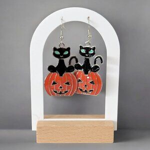 Black cat Over Pumpkin Earring